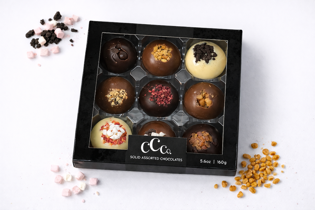 9 Luxury Solid Chocolate Domes Gift Box image 0