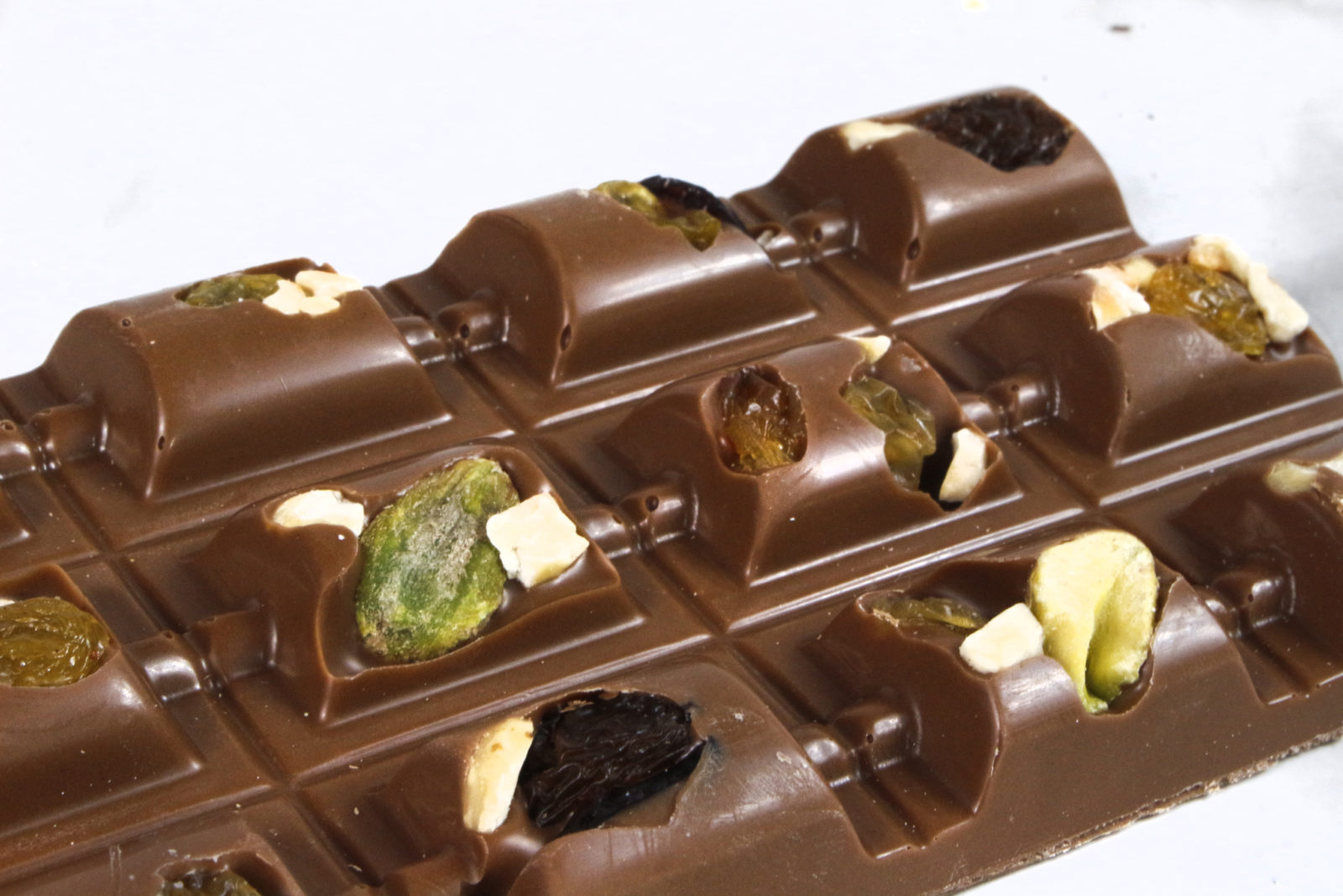 Milk Chocolate Fruit & Nut Barrel Bar The Cambridge Confectionery Co